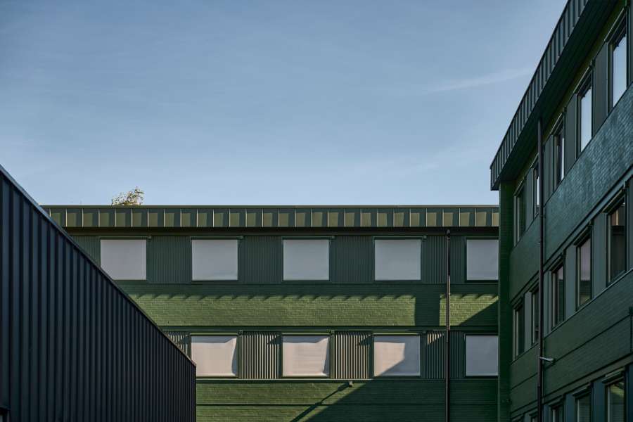 Moderne kontormiljø i Gladsaxe indkapsles af stålprofiler, Transformervej 14, 2860 Søborg